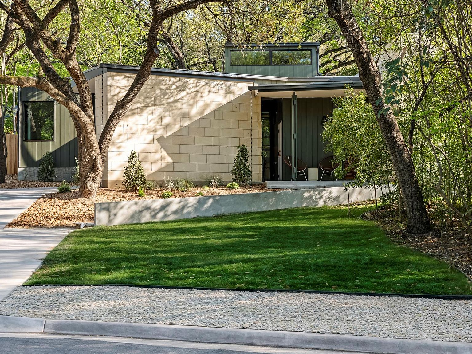 1705 Cliffside Dr — exterior view from street